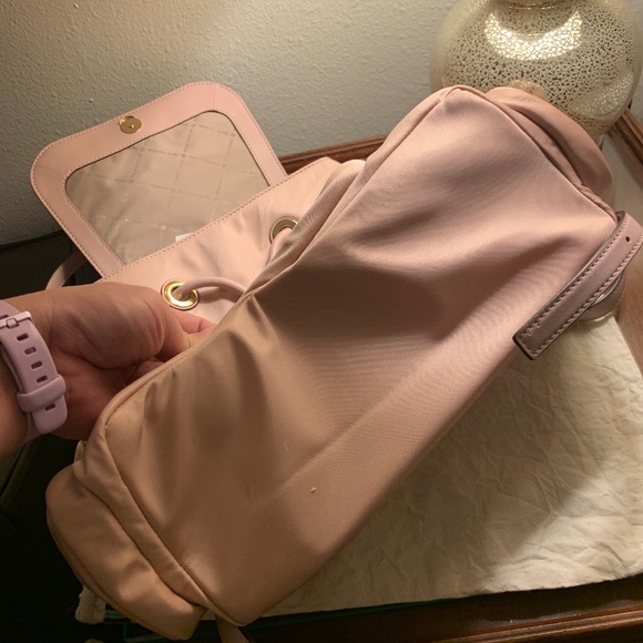 Backpack - Picture 4 of 5